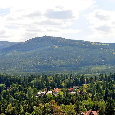 Invest Szklarska 800 B4 Apartament *