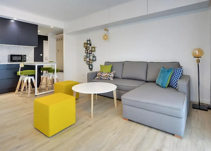 Invest Szklarska 800 B4 公寓 *